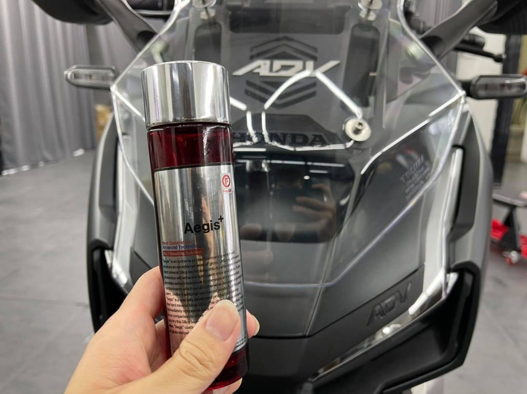 FIREBALL Aegis 9H Ceramic Coating completed for Honda ADV.