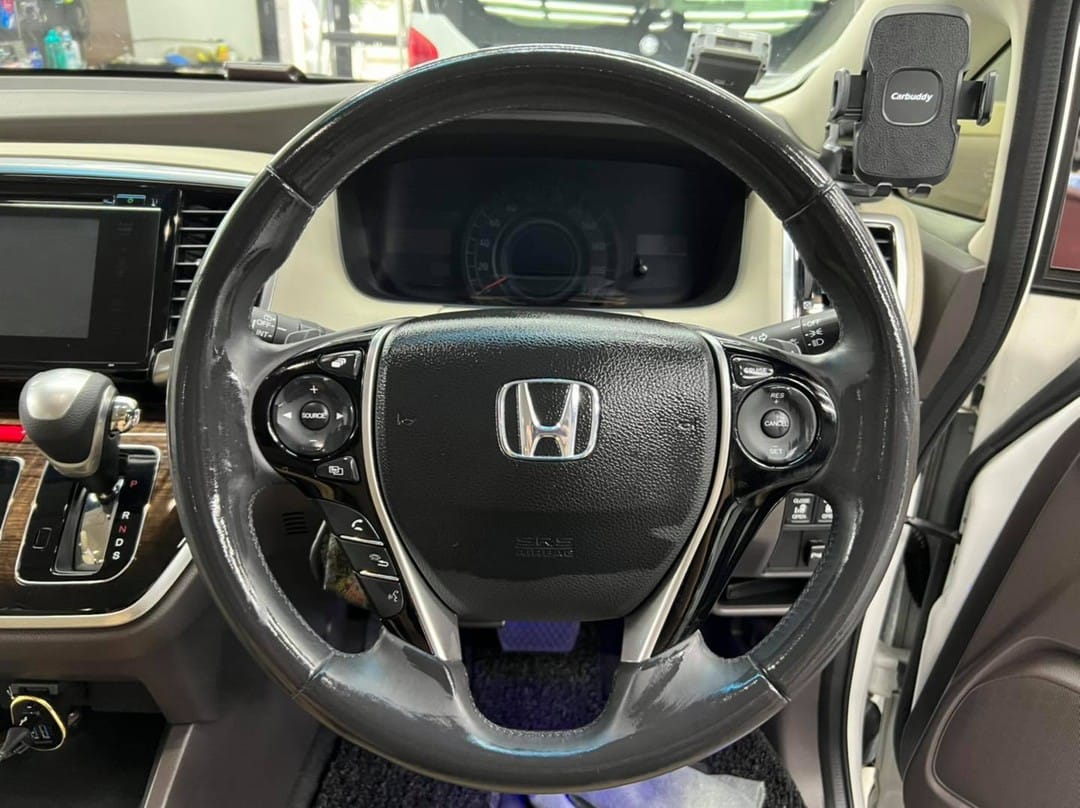 Interior Steam Cleaning Completed on Honda Odyssey.