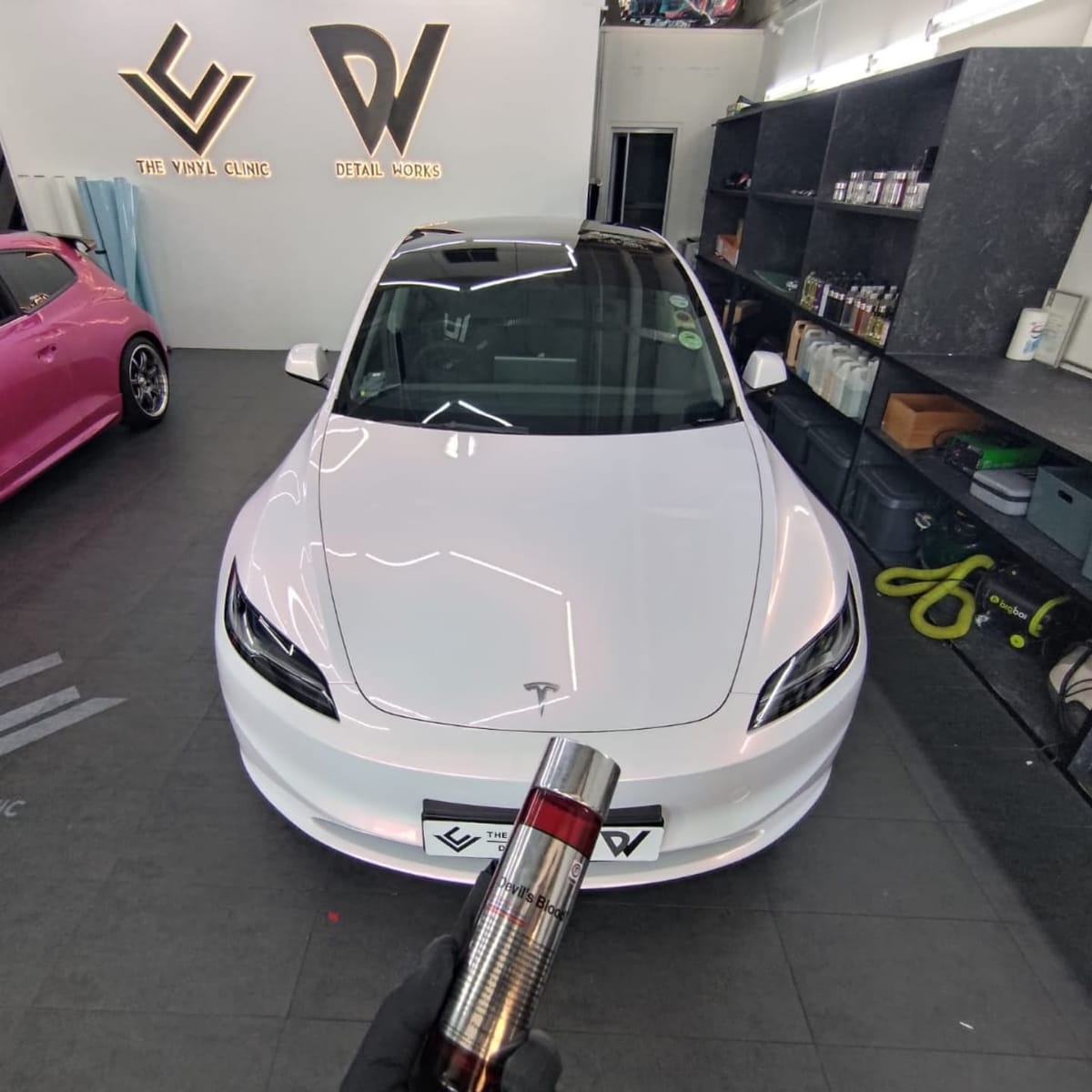 Fireball Devil's Blood on a fresh Dynamic Pink Wrap by @t...