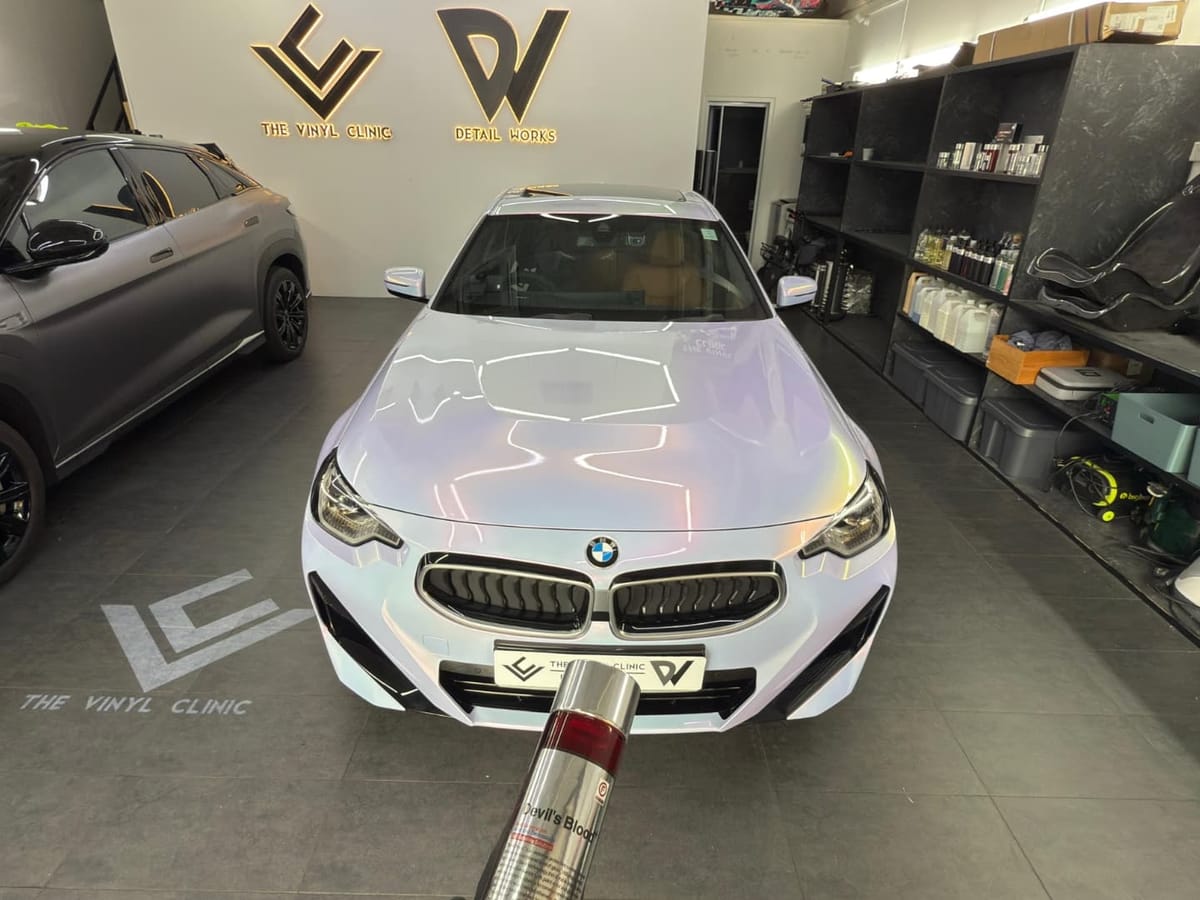 Devil's Blood 7H Ceramic Coating on this brand new bimmer.