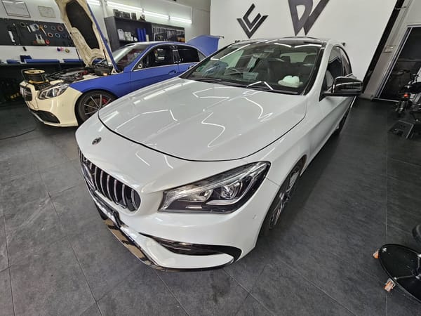 Ready for show time with our Sexy Lady Wax by @fireballsi...