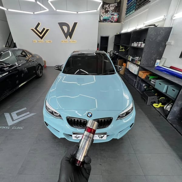 Meissen Blue wrapped by @thevinylclinic